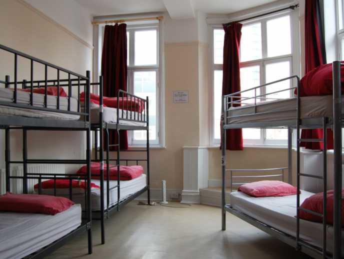 Lit dans Dortoir Mixte de 6 Lits