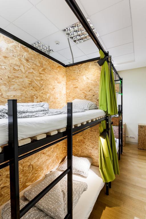 Bed 6-Bed Mixed Dormitory Room,204382390:JPEG