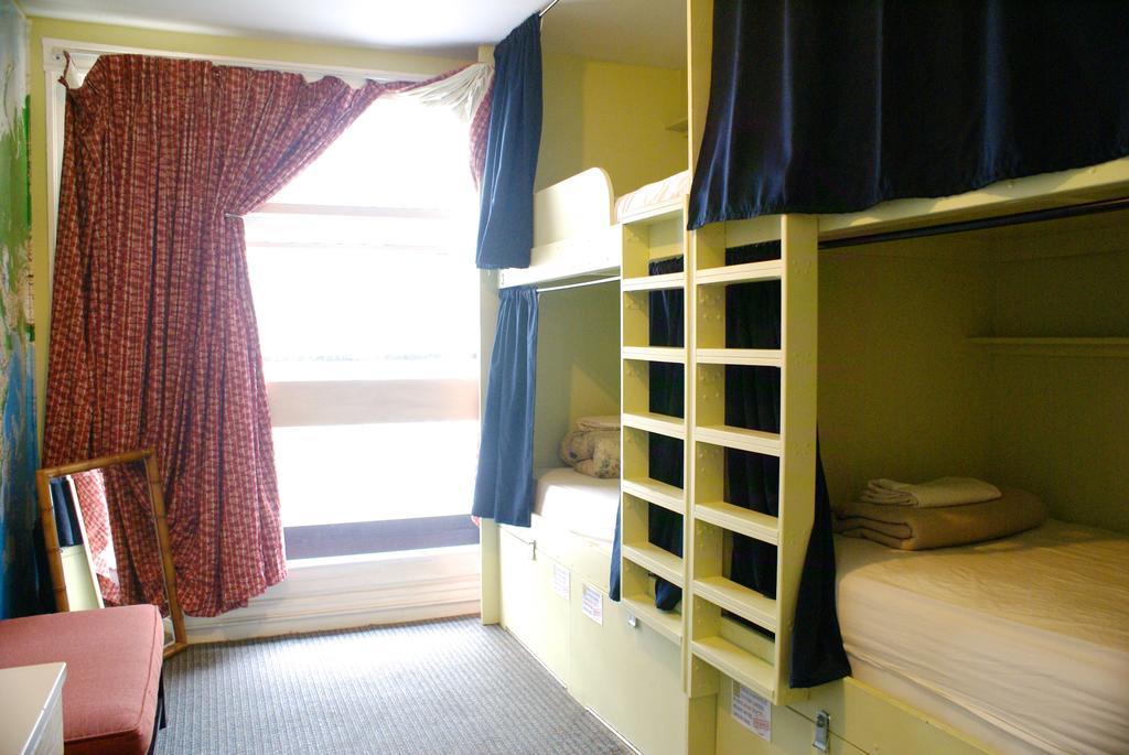 Bed in 4-Bed Dormitory Room,248712109:JPEG