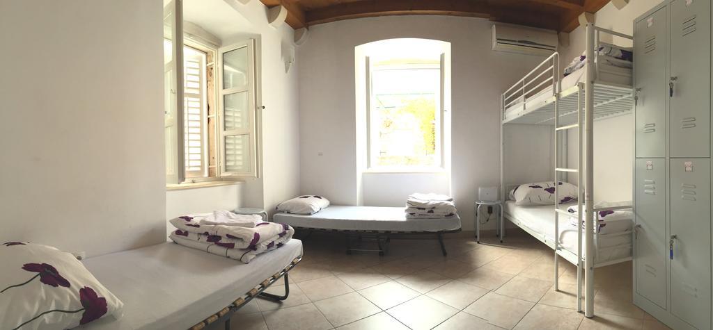 Quadruple Room,419937039:JPEG