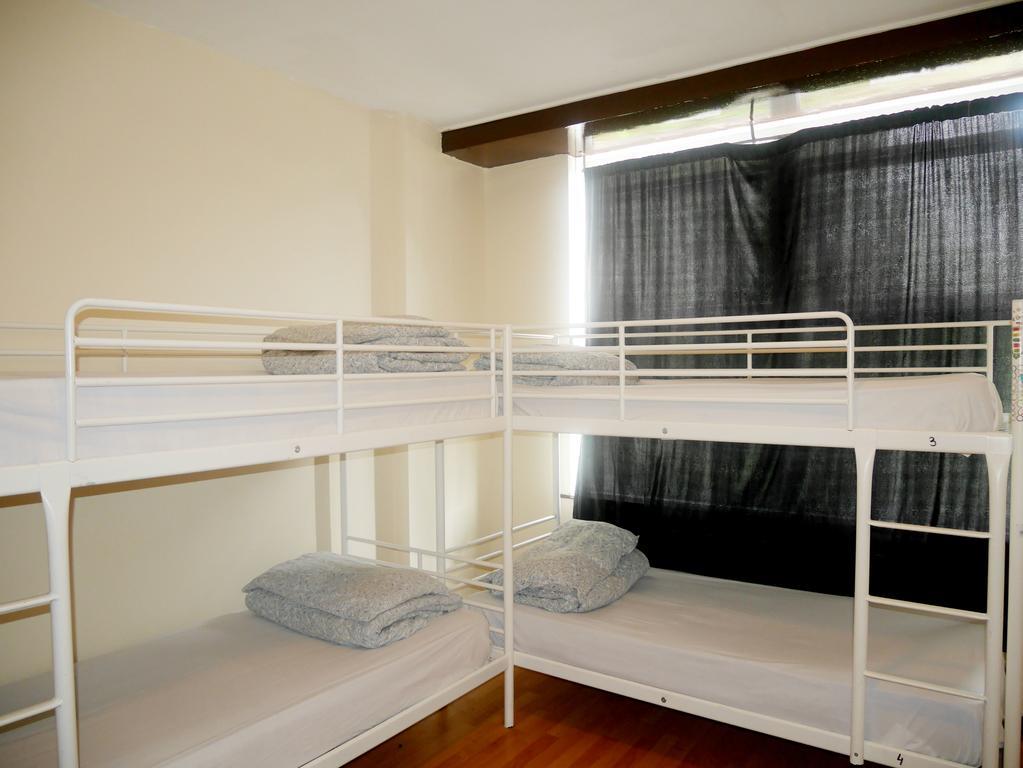 Chambre Quadruple avec Salle de Bains Commune