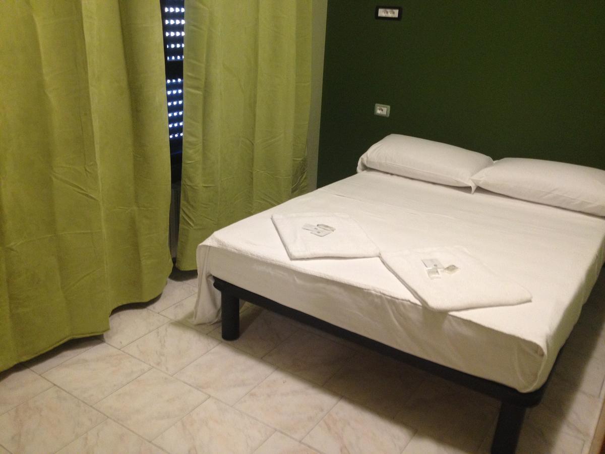 Double Room with Private Bathroom,535778529:JPEG