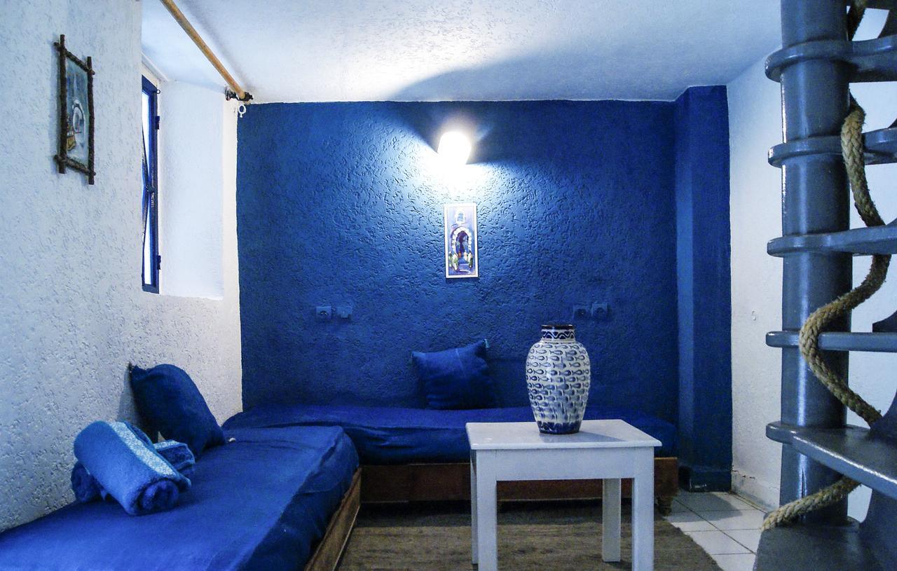 Standard Double Room with Shared Bathroom,539992521:JPEG