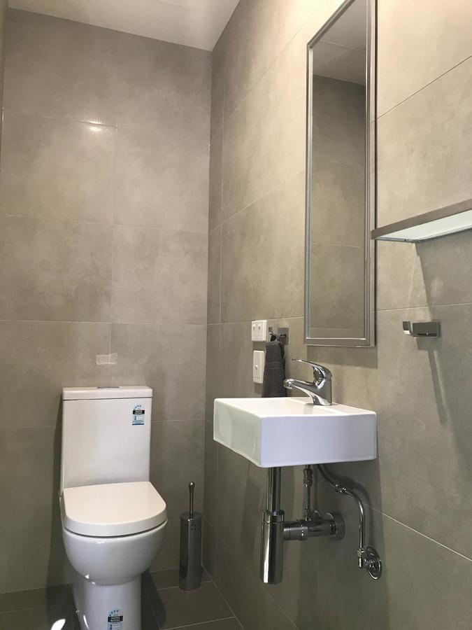 Lit dans Dortoir Mixte de 4 Lits avec Salle de Bains Commune
