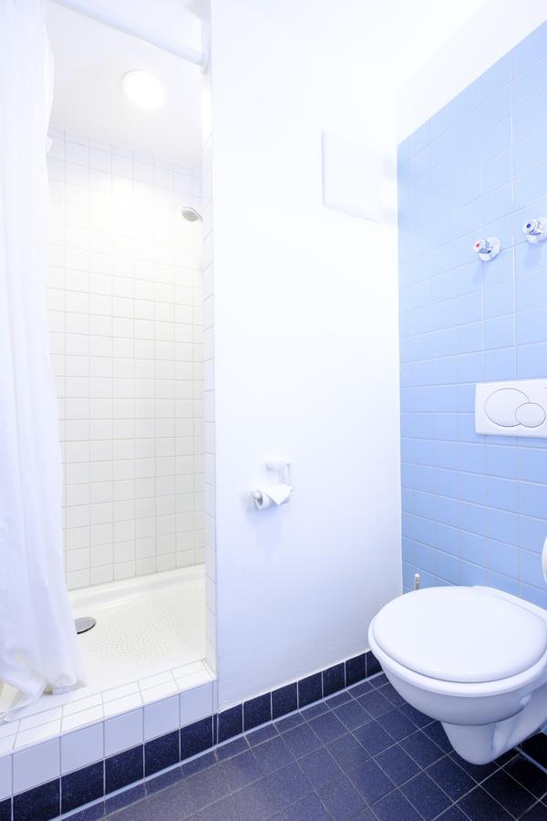 Twin Room,631940154:JPEG