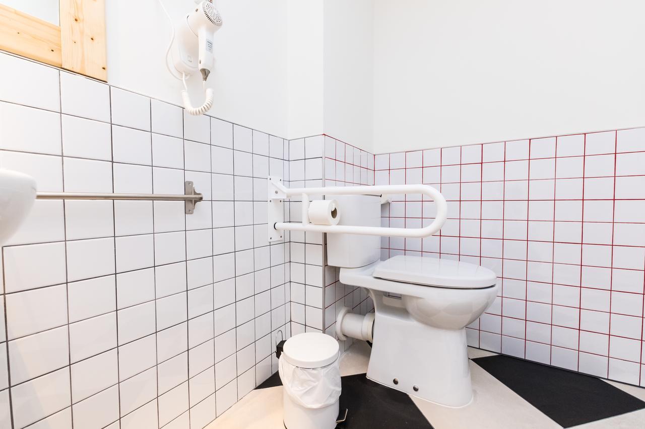 Triple Room with Private Bathroom,1214637457:JPEG