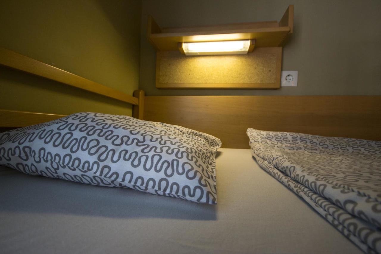 Chambre Quadruple avec Salle de Bains Commune