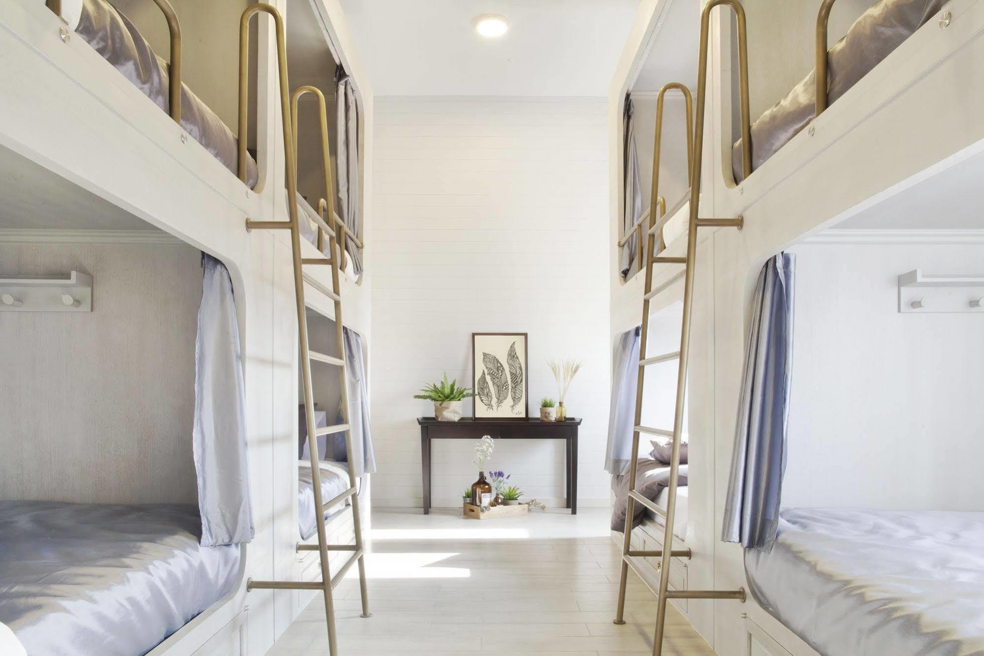Chambre Familiale avec Salle de Bains