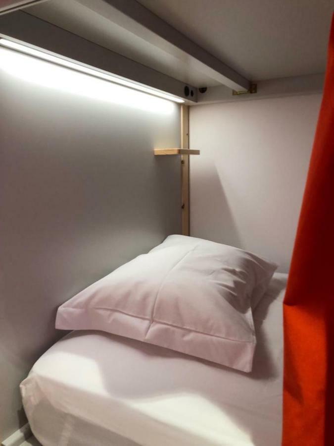 Lit dans Dortoir Mixte de 10 Lits