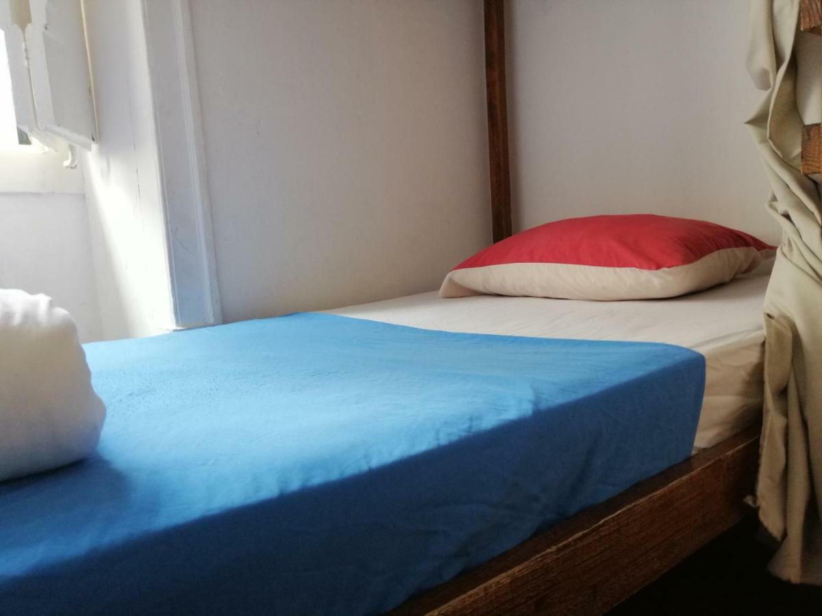 Lit dans Dortoir de 8 Lits