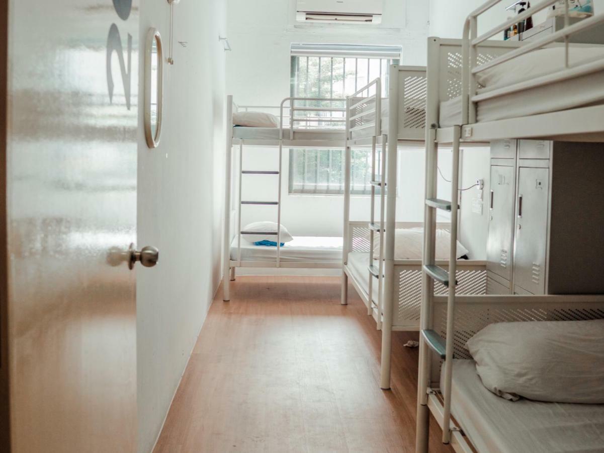 Chambre Familiale avec Salle de Bains Commune
