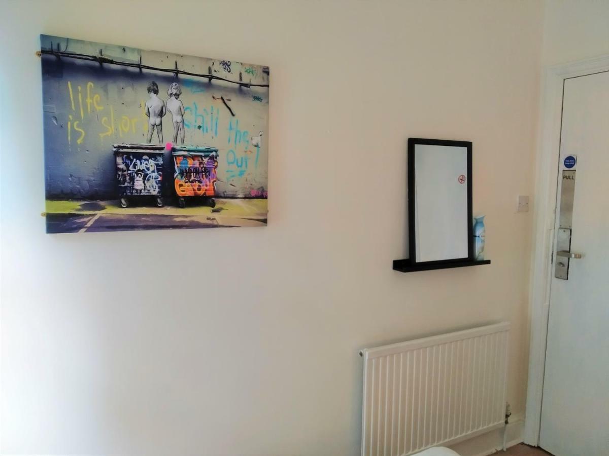 Chambre Double avec Salle de Bains Commune
