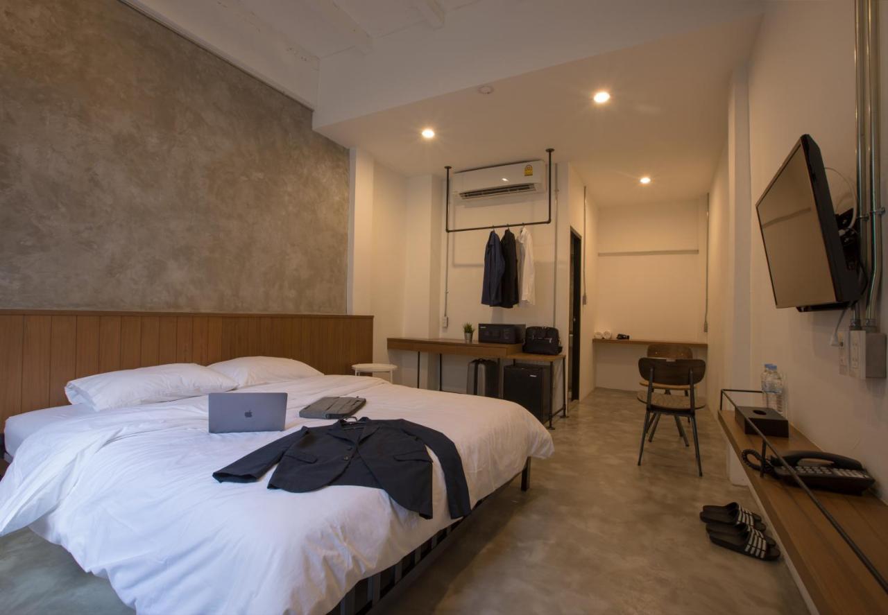 Deluxe King Room,955395883:JPEG