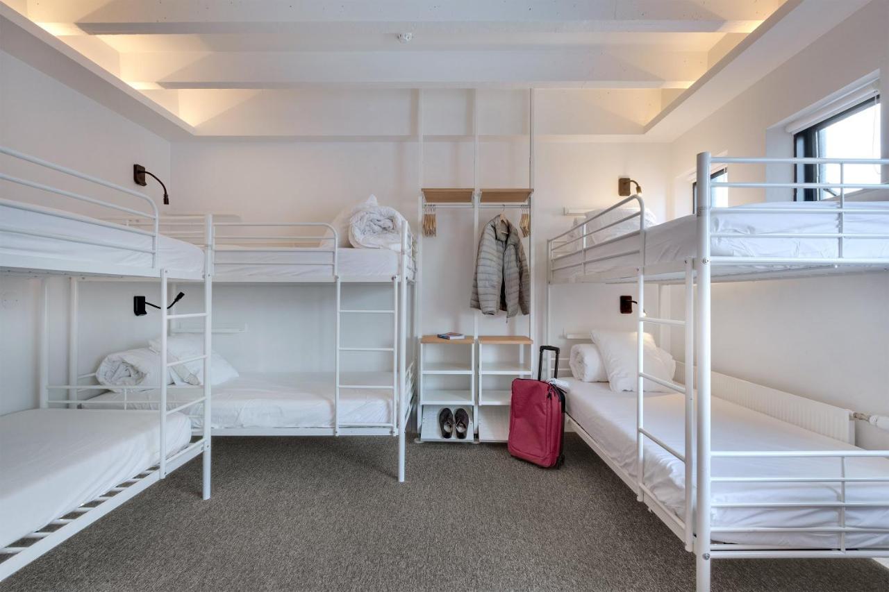 Bed 8-Bed Mixed Dormitory Room
