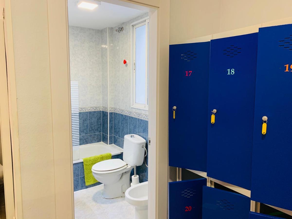 Lit dans Dortoir pour Femmes de 6 Lits avec Salle de Bains Privative