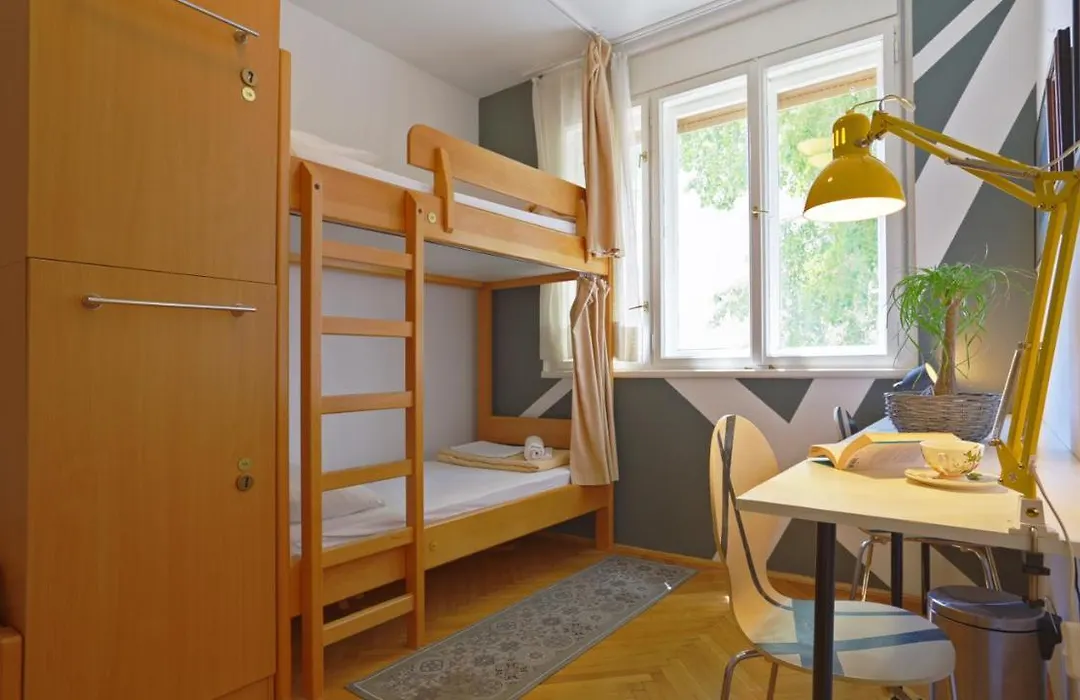 Tchaikovsky Hostel Split-1