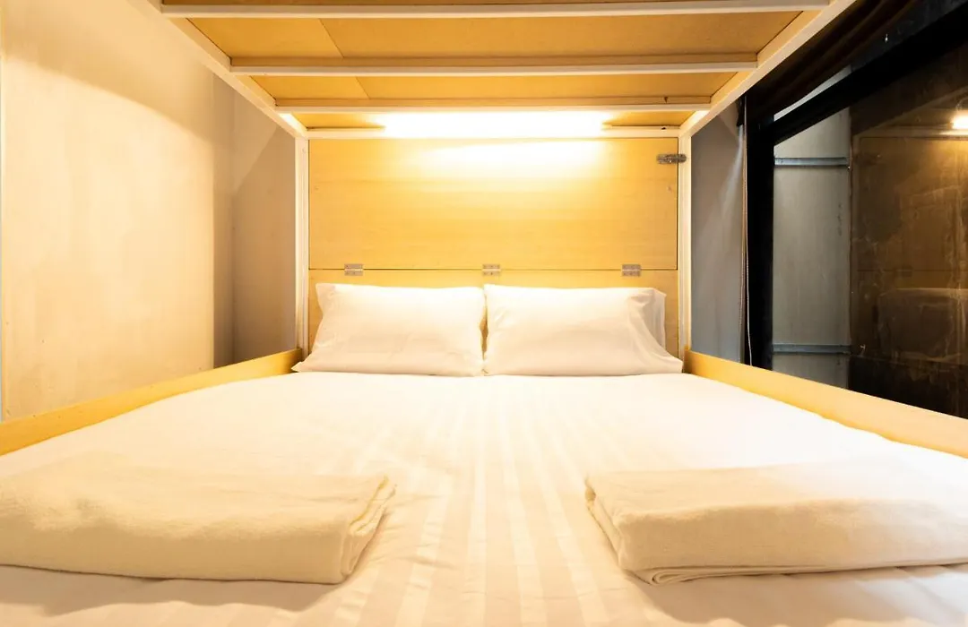 Khao San Social Capsule Hostel-1
