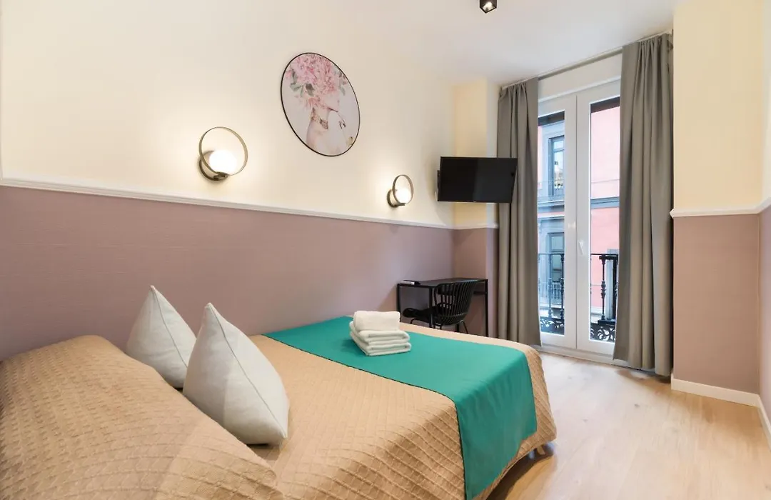 Hostal Evocare Madrid-1