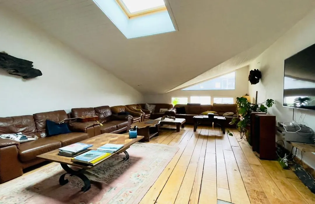 Carwyns Surf House-1