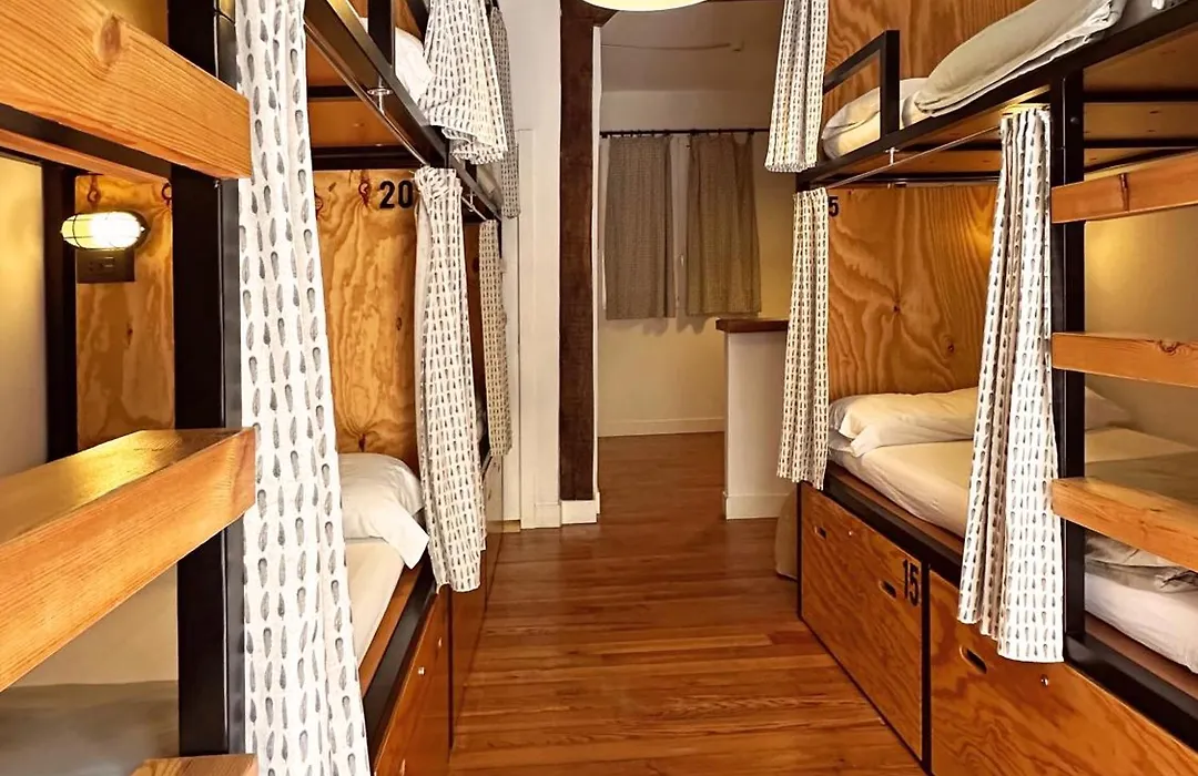 Surfing Etxea - Surf Hostel-1