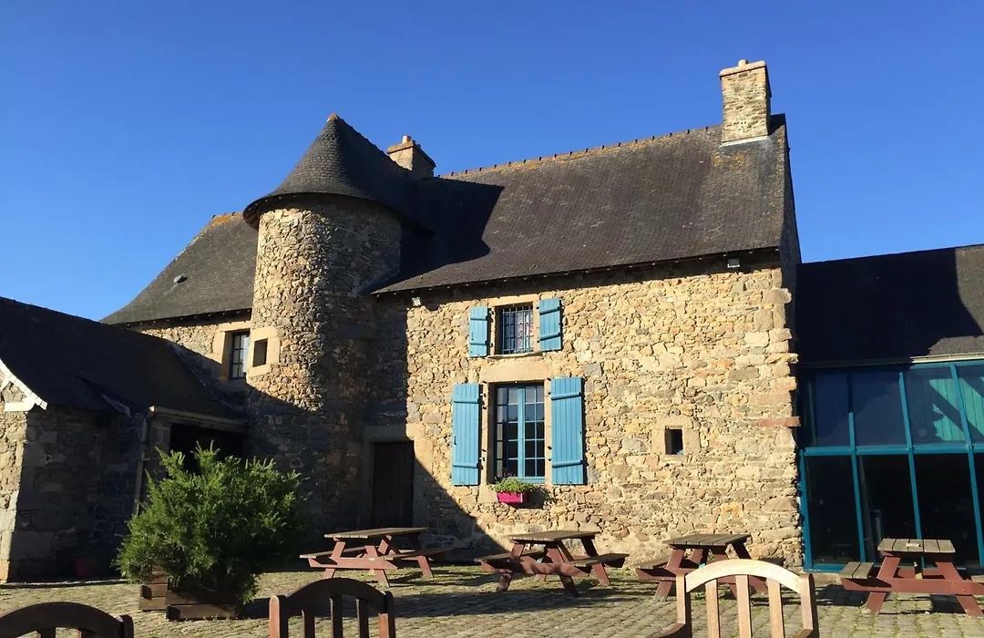 Auberge de Jeunesse HI Saint-Brieuc-1