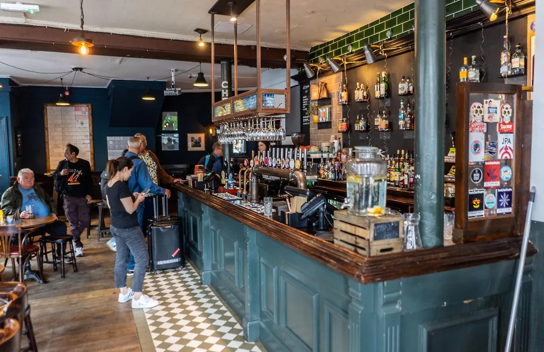 Publove @ The Green Man, Paddington-1