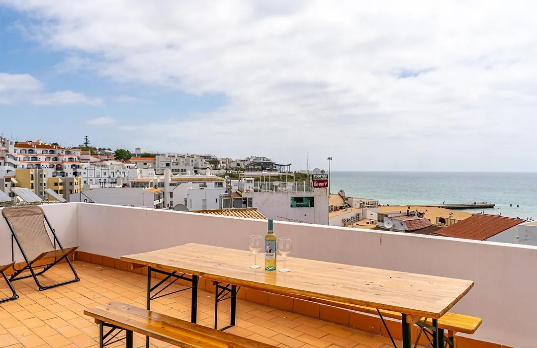 Sandy Bottoms Hostel-1