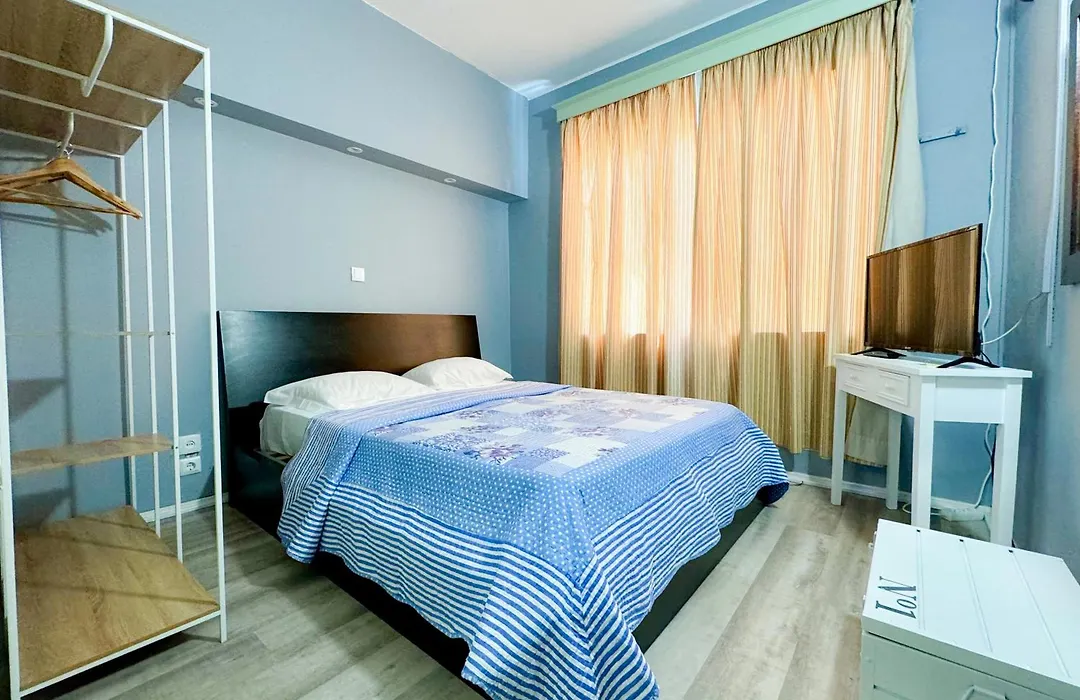 Hostel Monaco-1