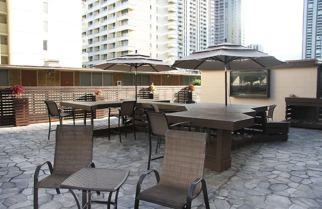 The Beach Waikiki Boutique Hostel-1