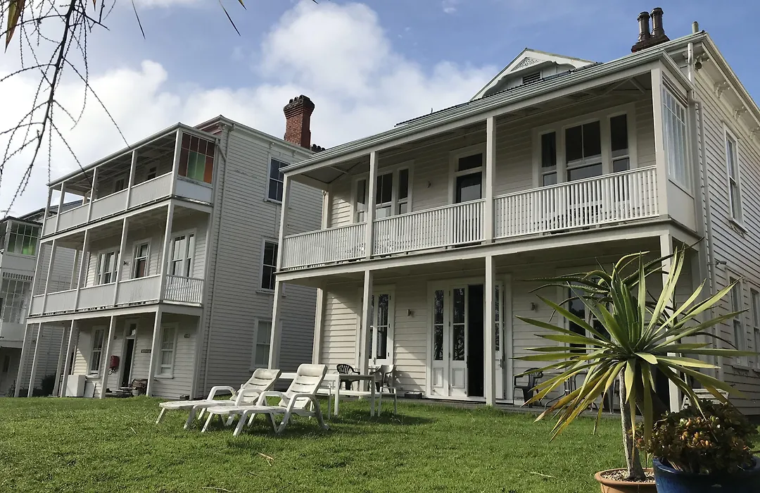 Verandahs Parkside Lodge-1