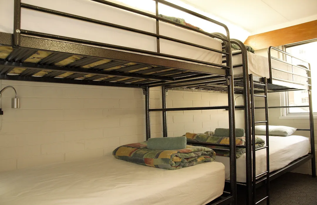 Kangaroo Inn-1