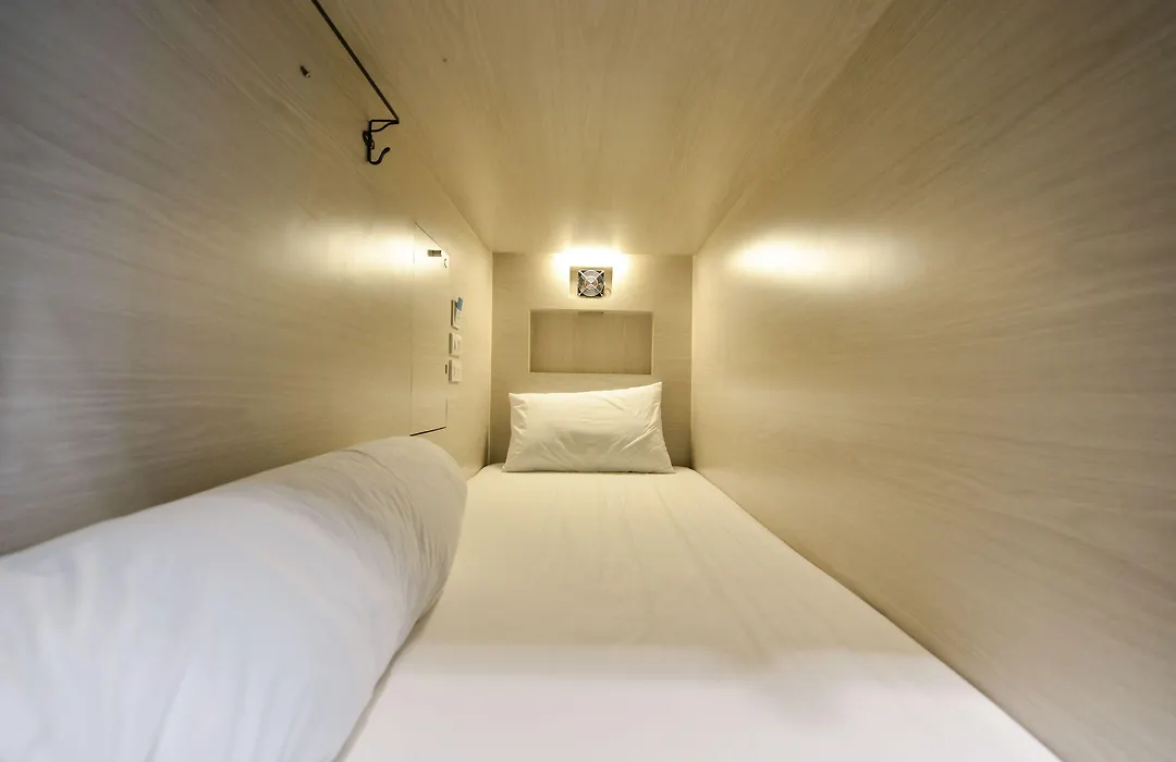 The Cube Hostel Silom-1