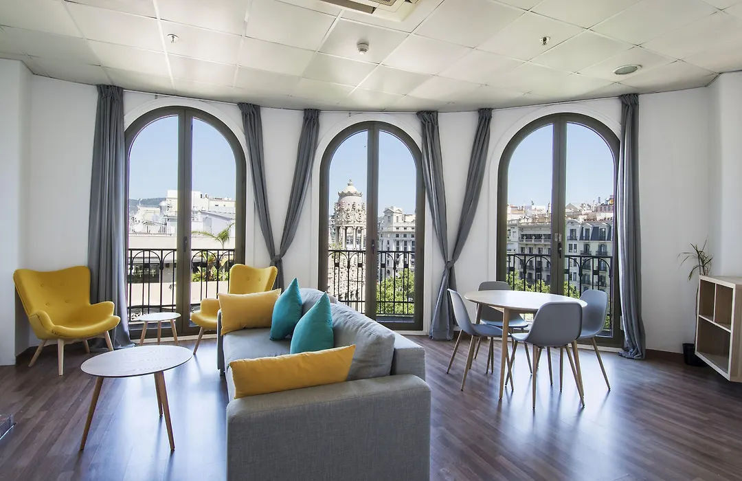 Safestay Passeig de Gràcia-1