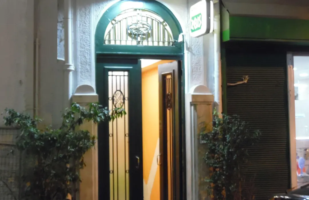 Zeus Hostel-1