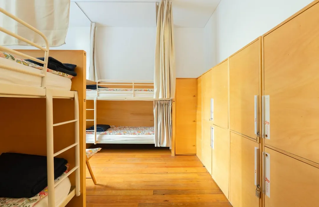 Porto Lounge Hostel & Guesthouse By Host Wise-1