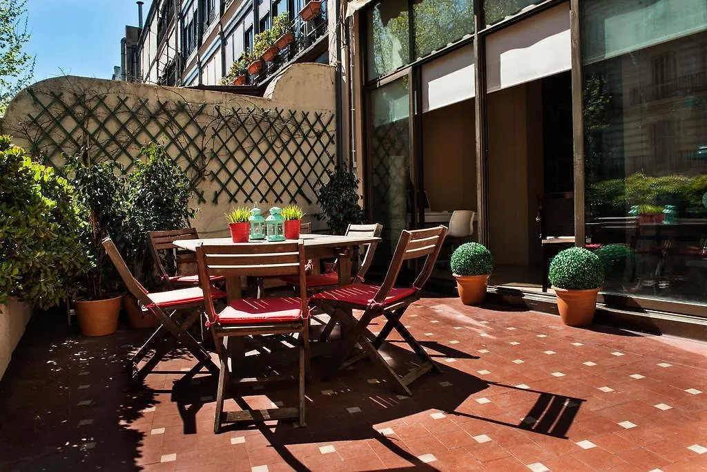 Born Barcelona Hostel (Adults Only)-1
