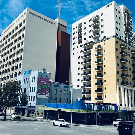 Wallaby Backpackers Hostel Perth - Note - Valid Passport Required To Check In --2
