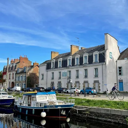 Hostel20 Rennes-3