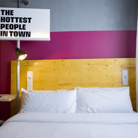 Room Valencia-2