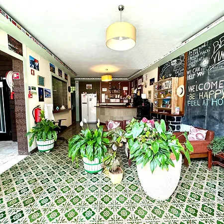 Hostel Monaco-2