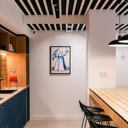 Colo Colo Hostel Valencia - Single Private Beds-2