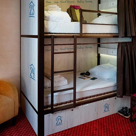 Rosalita Hostel-2