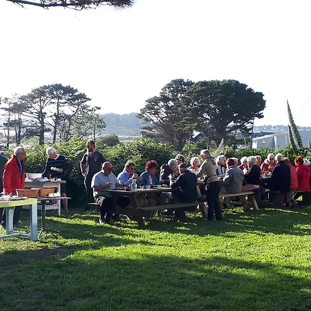 Auberge Granit Rose - Hébergement partagé en Auberge de Jeunesse - Vue sur mer - Dortoir mixte&Camping-3