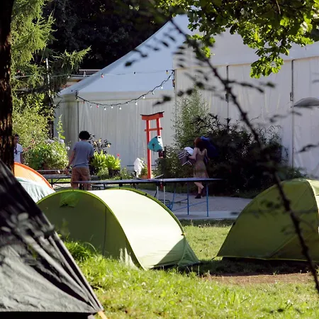 The Tent - Youth Only - Buchung Leider Nur Bis 30 Jahre Moeglich!-2