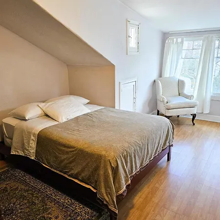 Orange Drive Hostel (Adults Only)-3