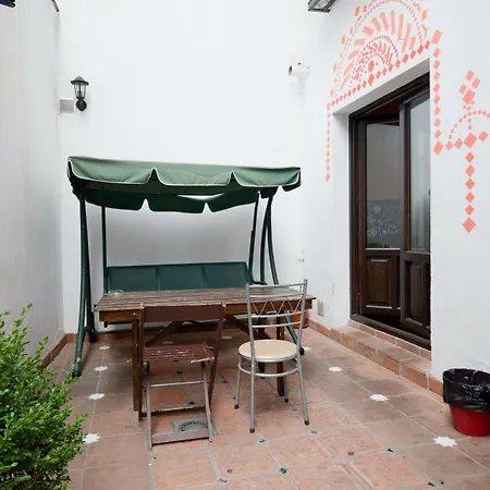 Oasis Backpackers' Hostel Granada-3