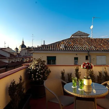 Thc Tirso Molina Hostel-2