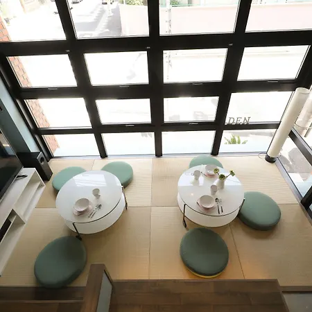 Hostel Den-3