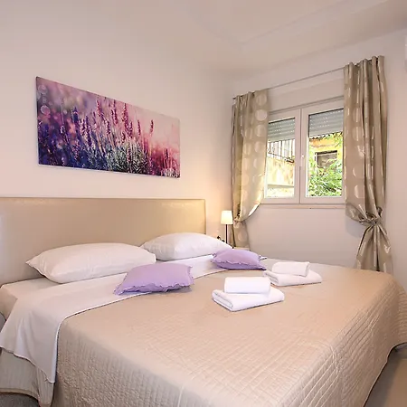 Downtown Boutique Hostel-3