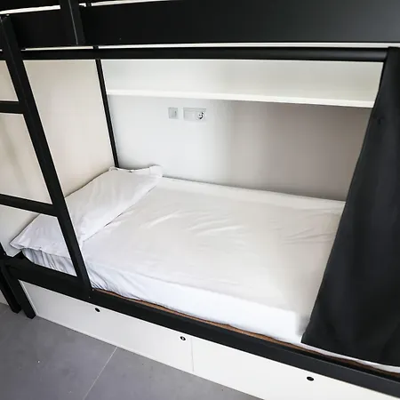 Hostel Myd La Latina-2